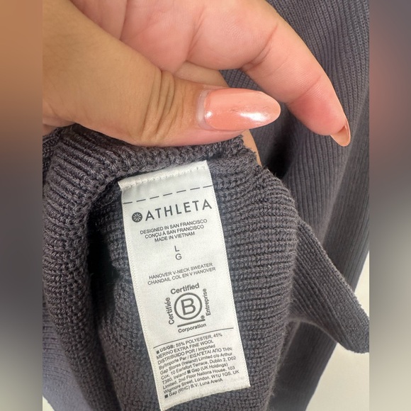 Athleta Hanover Refined V-Neck Pullover Sweater In Purple Size Large Wool Blend - Picture 7 of 9